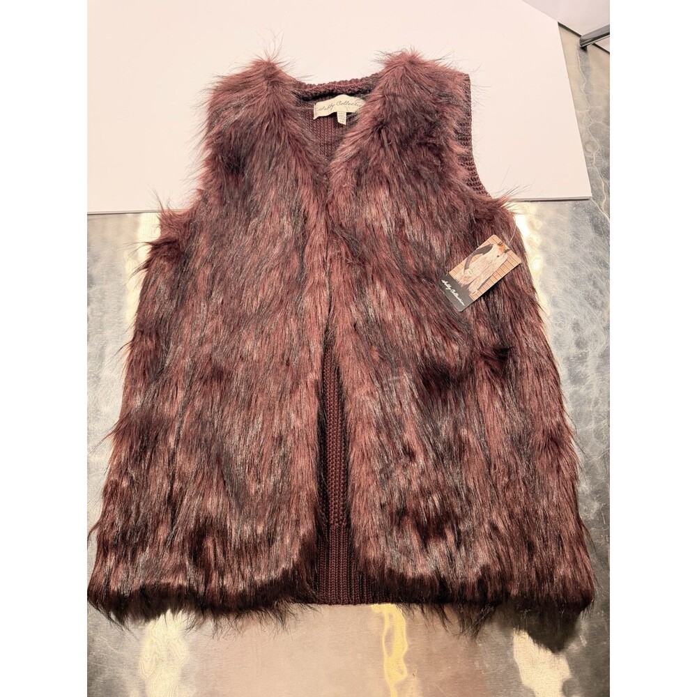 NWT Shelby Collection Faux Fur Vest Large Burgundy Boho Festival Knit Back.